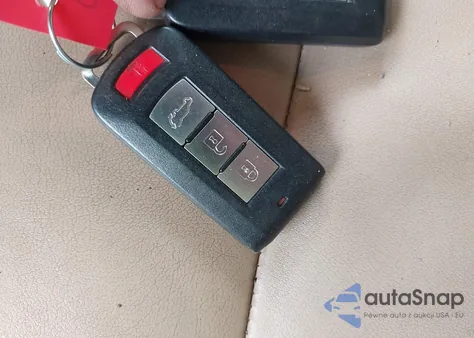 2019 Mitsubishi Outlander Sel z USA, uszkodzony, nr VIN JA4AZ3A39KZ006473